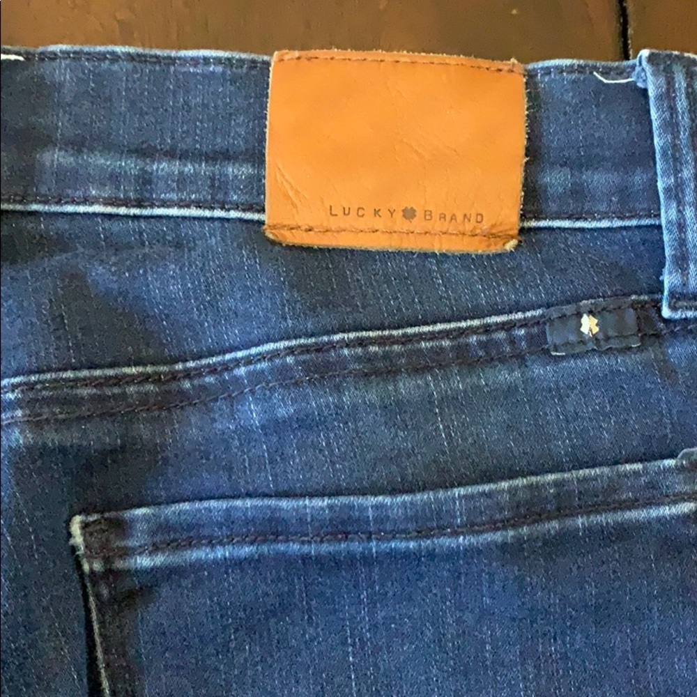 Lucky ๐ Brand Brooke Legging Jean - Picture 4 of 11